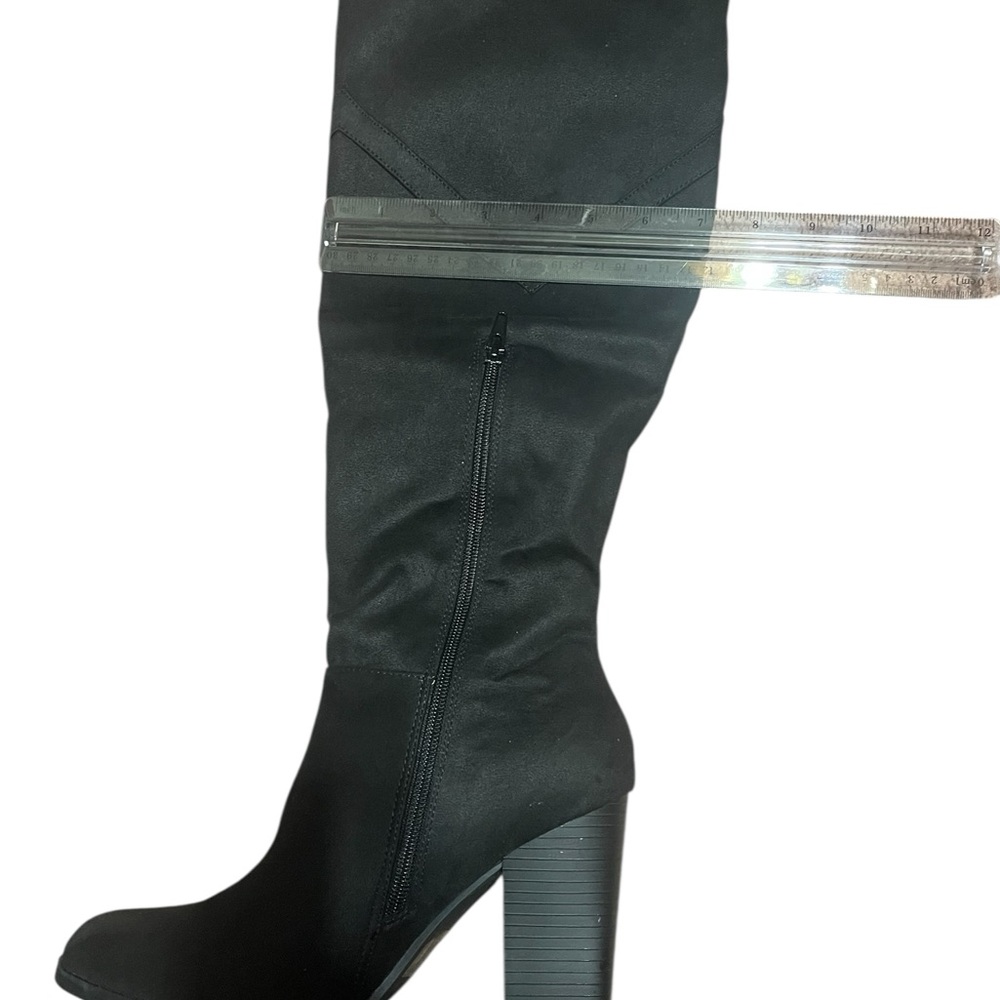 Elegant Black Knee-High Boots - Picture 7 of 10